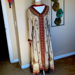 Preloved Beautiful heavy embroidered wedding wear